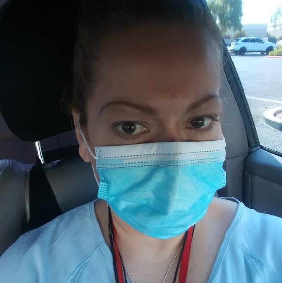 Meet your Posher, Luna - Picture 4 of 4